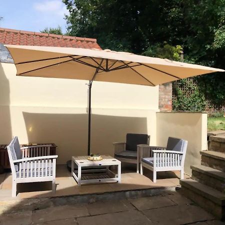 Garden House Villa York Exterior foto